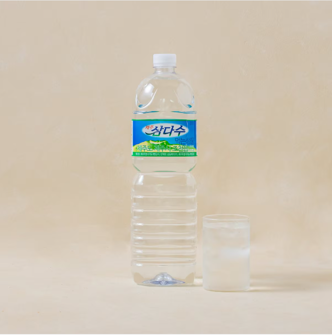 Kwangdong] Jeju Samdasoo Natural Mineral Water 2L 제주 삼다수 생수