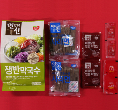 [Dongwon] Cold Buckwheat Spicy Noodles 405g [동원] 면발의신 쟁반 막국수