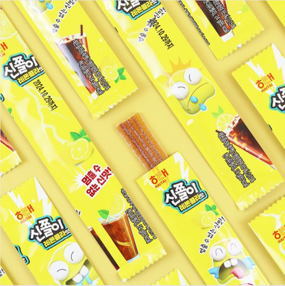 [Haitai] Shinjjol-i Chewy Candy 24g (Strawberry / Shine Muscat / Apple / Lemon Cola) 해태제과 신쫄이